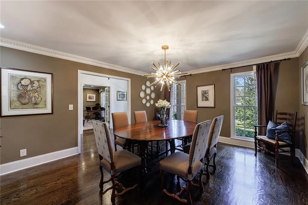 5780 Riverwood Drive, Sandy Springs, Georgia 30328, 6 Bedrooms Bedrooms, ,5 BathroomsBathrooms,Residential,Sold,5780 Riverwood Drive,7549890