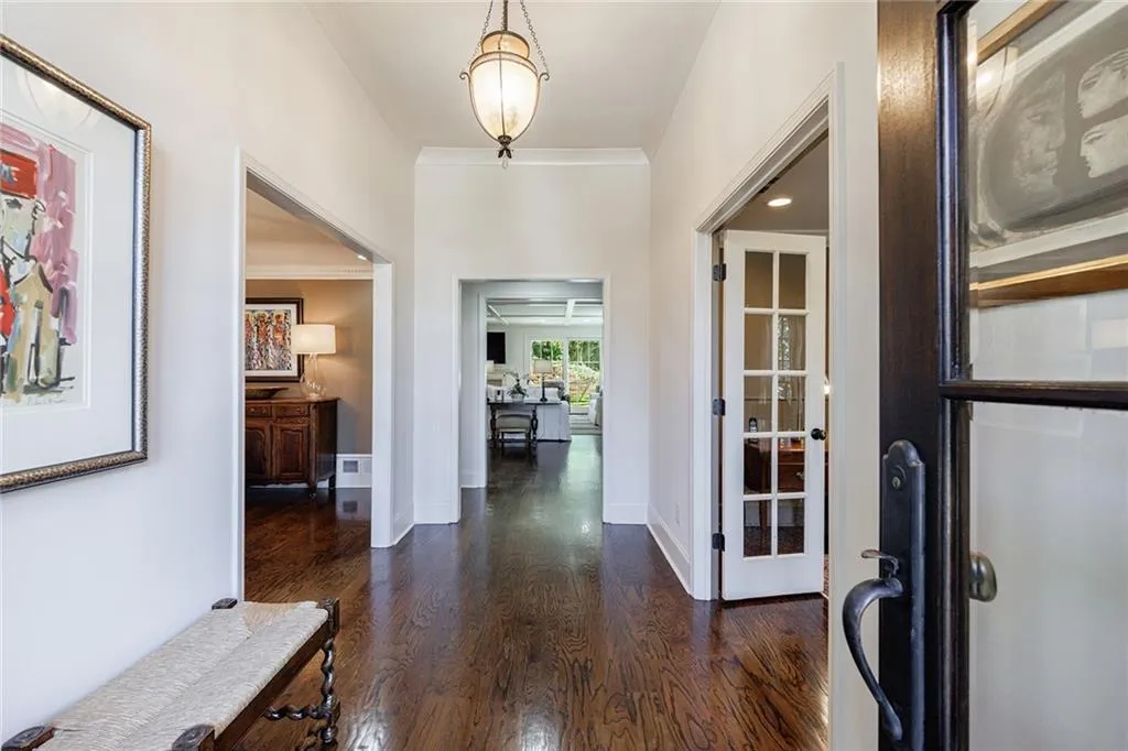 5780 Riverwood Drive, Sandy Springs, Georgia 30328, 6 Bedrooms Bedrooms, ,5 BathroomsBathrooms,Residential,Sold,5780 Riverwood Drive,7549890