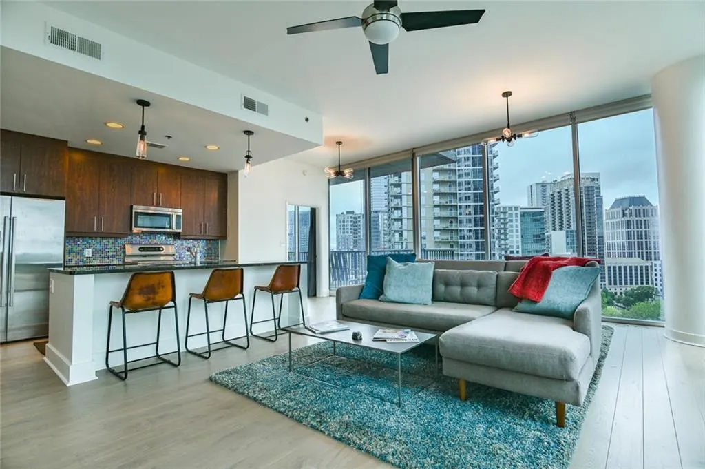 1080 Peachtree Street Ne Unit 1102, Atlanta, Georgia 30309, 2 Bedrooms Bedrooms, ,2 BathroomsBathrooms,Residential,For Sale,1080 Peachtree Street Ne Unit 1102,7627841