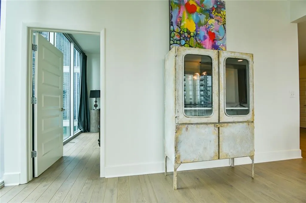 1080 Peachtree Street Ne Unit 1102, Atlanta, Georgia 30309, 2 Bedrooms Bedrooms, ,2 BathroomsBathrooms,Residential,For Sale,1080 Peachtree Street Ne Unit 1102,7627841