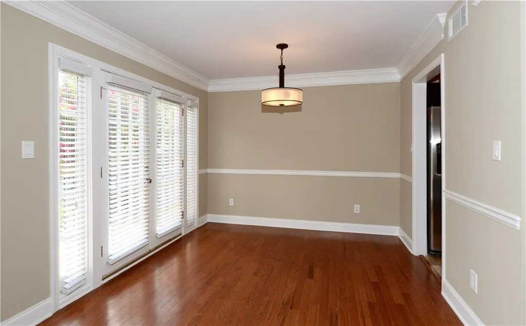 6980 Roswell Road Ne Unit C3, Atlanta, Georgia 30328, 2 Bedrooms Bedrooms, ,2 BathroomsBathrooms,Residential,Sold,6980 Roswell Road Ne Unit C3,5724205