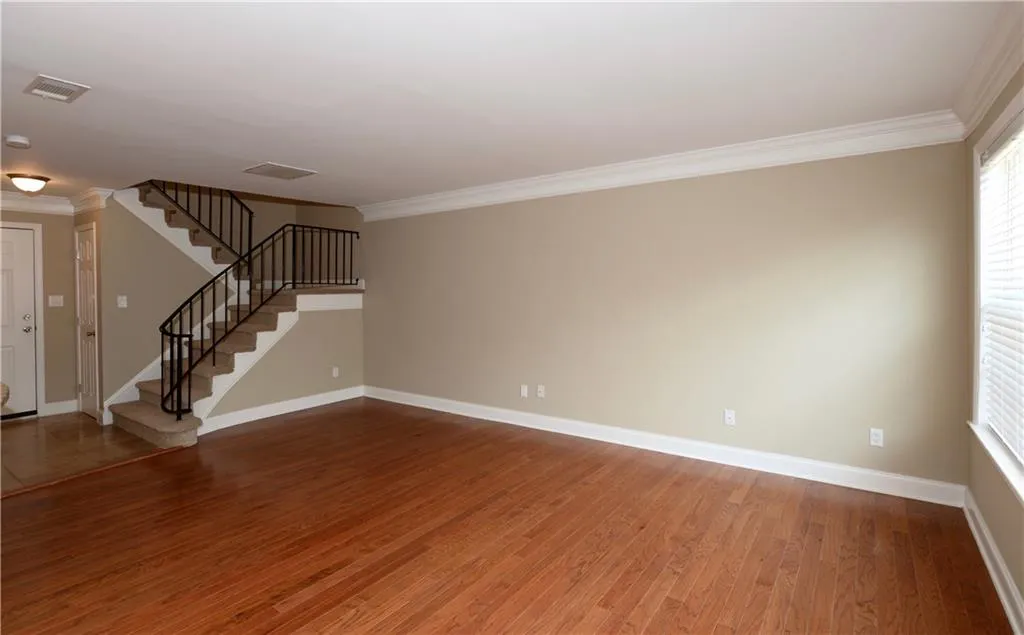 6980 Roswell Road Ne Unit C3, Atlanta, Georgia 30328, 2 Bedrooms Bedrooms, ,2 BathroomsBathrooms,Residential,Sold,6980 Roswell Road Ne Unit C3,5724205