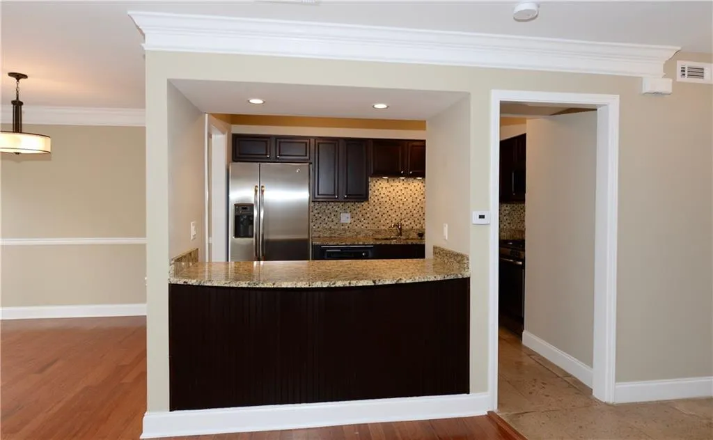 6980 Roswell Road Ne Unit C3, Atlanta, Georgia 30328, 2 Bedrooms Bedrooms, ,2 BathroomsBathrooms,Residential,Sold,6980 Roswell Road Ne Unit C3,5724205