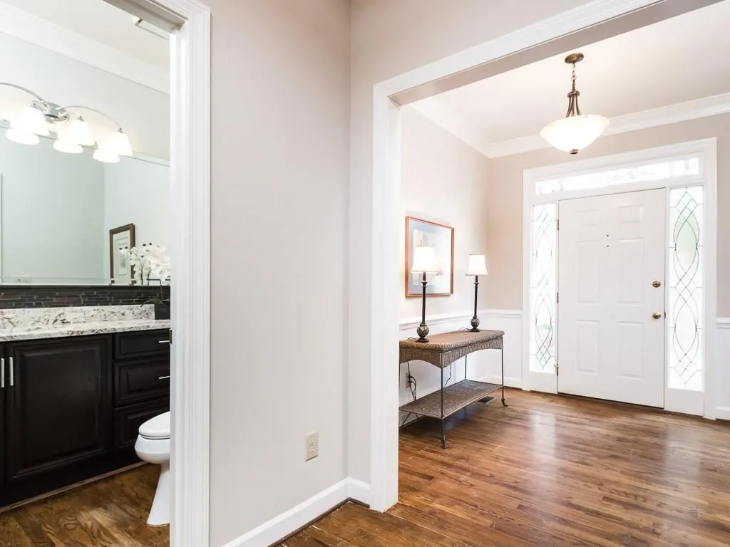 42 Ridgemere Trace, Sandy Springs, Georgia 30328, 5 Bedrooms Bedrooms, ,3 BathroomsBathrooms,Residential,Sold,42 Ridgemere Trace,5901939