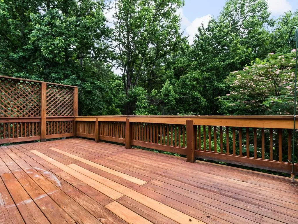 42 Ridgemere Trace, Sandy Springs, Georgia 30328, 5 Bedrooms Bedrooms, ,3 BathroomsBathrooms,Residential,Sold,42 Ridgemere Trace,5901939