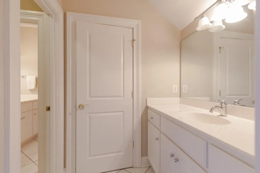 4562 Stella Drive, Atlanta, Georgia 30327, 5 Bedrooms Bedrooms, ,4 BathroomsBathrooms,Residential,Sold,4562 Stella Drive,6526435