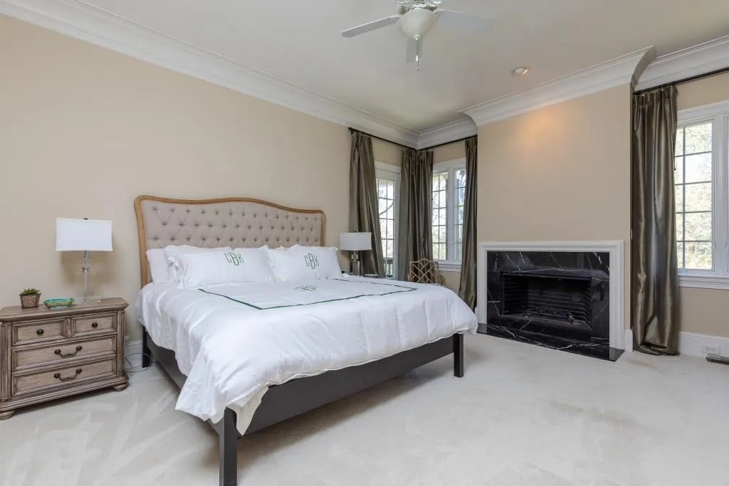 4562 Stella Drive, Atlanta, Georgia 30327, 5 Bedrooms Bedrooms, ,4 BathroomsBathrooms,Residential,Sold,4562 Stella Drive,6526435