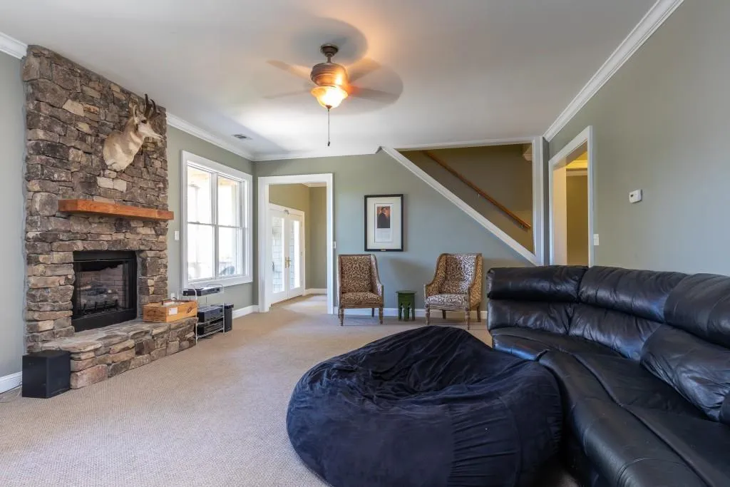 4562 Stella Drive, Atlanta, Georgia 30327, 5 Bedrooms Bedrooms, ,4 BathroomsBathrooms,Residential,Sold,4562 Stella Drive,6526435