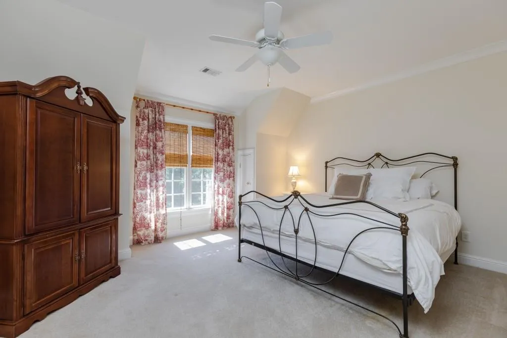 4562 Stella Drive, Atlanta, Georgia 30327, 5 Bedrooms Bedrooms, ,4 BathroomsBathrooms,Residential,Sold,4562 Stella Drive,6526435