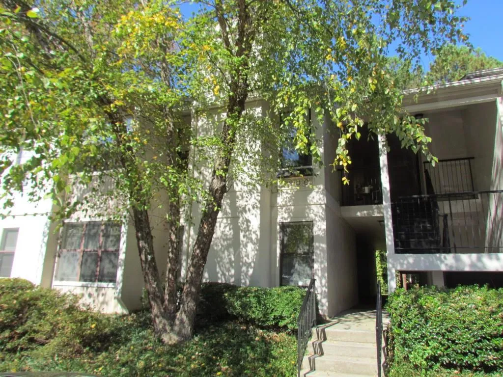 1803 Huntingdon Chase Unit 1803, Sandy Springs, Georgia 30350, 2 Bedrooms Bedrooms, ,2 BathroomsBathrooms,Residential,Sold,1803 Huntingdon Chase Unit 1803,5767124