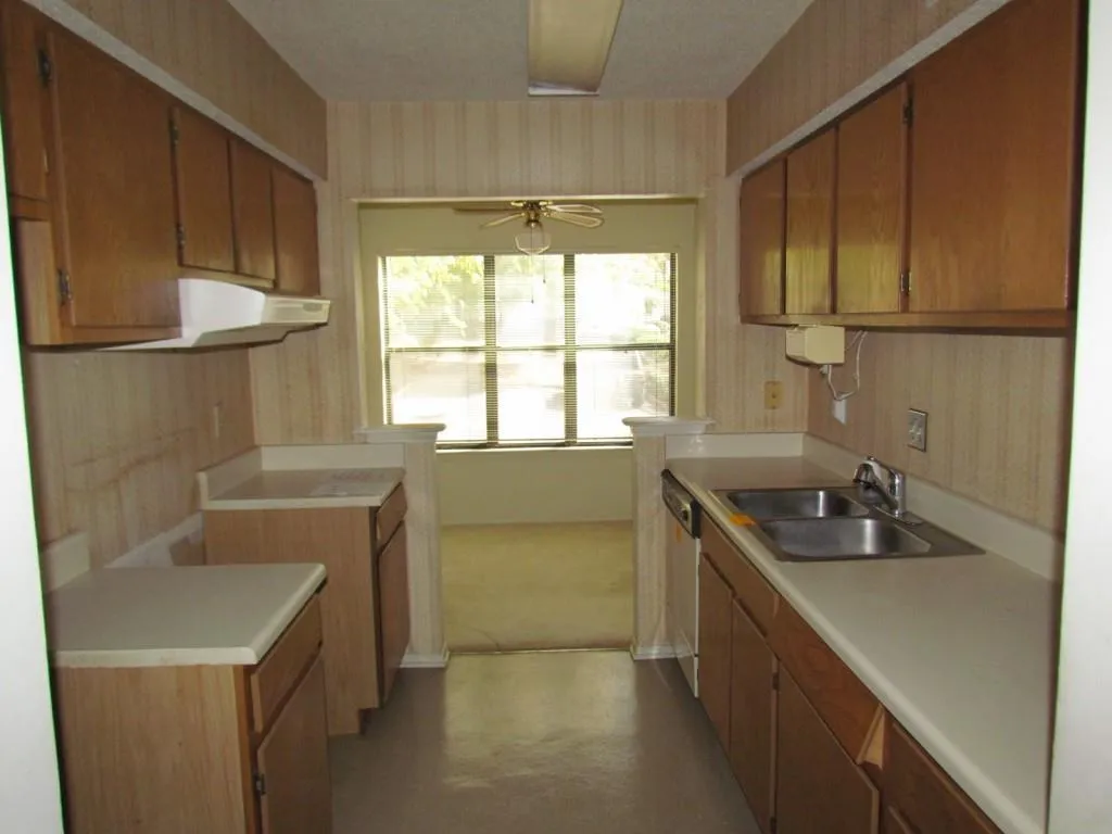 1803 Huntingdon Chase Unit 1803, Sandy Springs, Georgia 30350, 2 Bedrooms Bedrooms, ,2 BathroomsBathrooms,Residential,Sold,1803 Huntingdon Chase Unit 1803,5767124