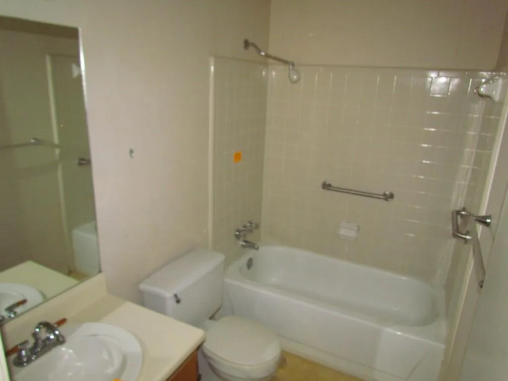 1803 Huntingdon Chase Unit 1803, Sandy Springs, Georgia 30350, 2 Bedrooms Bedrooms, ,2 BathroomsBathrooms,Residential,Sold,1803 Huntingdon Chase Unit 1803,5767124