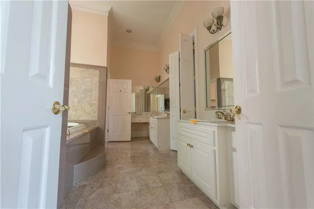 6020 Riverside Drive, Sandy Springs, Georgia 30328, 12 Bedrooms Bedrooms, ,12 BathroomsBathrooms,Residential,Sold,6020 Riverside Drive,5852487