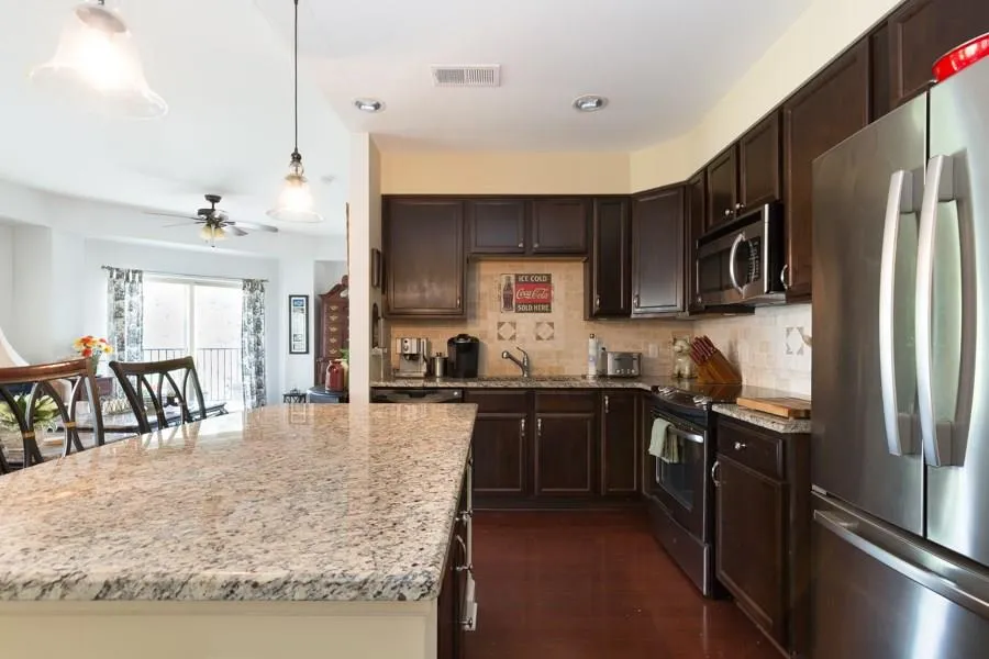 200 River Vista Drive Unit 608, Atlanta, Georgia 30339, 2 Bedrooms Bedrooms, ,2 BathroomsBathrooms,Residential,Sold,200 River Vista Drive Unit 608,5691122