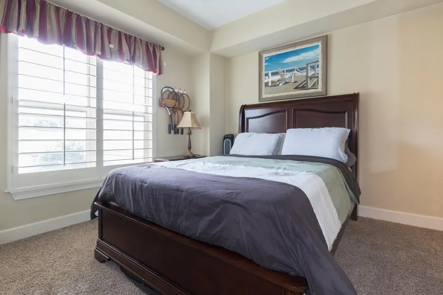 200 River Vista Drive Unit 608, Atlanta, Georgia 30339, 2 Bedrooms Bedrooms, ,2 BathroomsBathrooms,Residential,Sold,200 River Vista Drive Unit 608,5691122