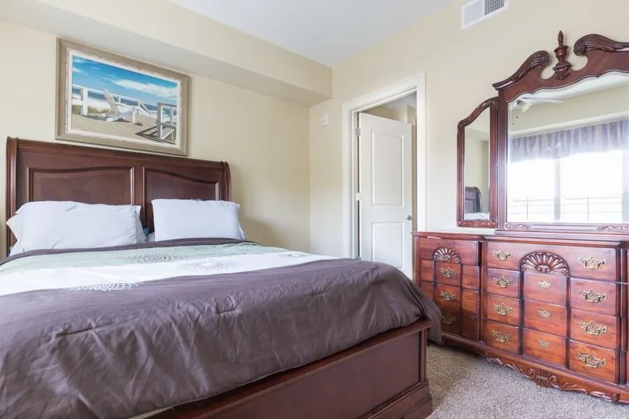 200 River Vista Drive Unit 608, Atlanta, Georgia 30339, 2 Bedrooms Bedrooms, ,2 BathroomsBathrooms,Residential,Sold,200 River Vista Drive Unit 608,5691122