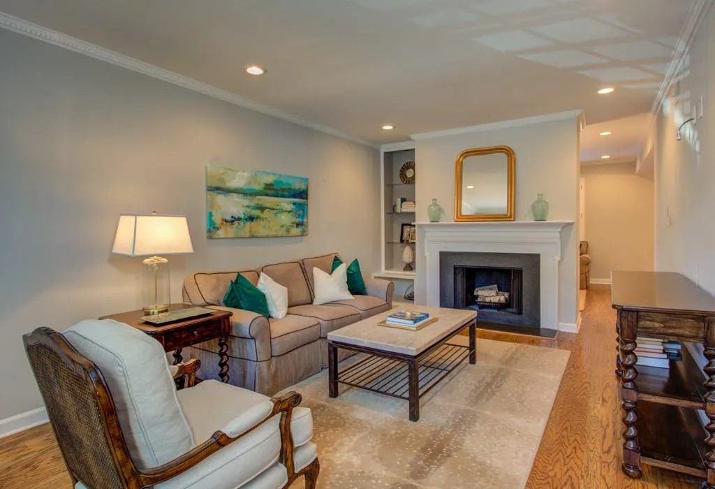 4620 Wieuca Road Ne Unit 13, Atlanta, Georgia 30342, 2 Bedrooms Bedrooms, ,2 BathroomsBathrooms,Residential,Sold,4620 Wieuca Road Ne Unit 13,5952634