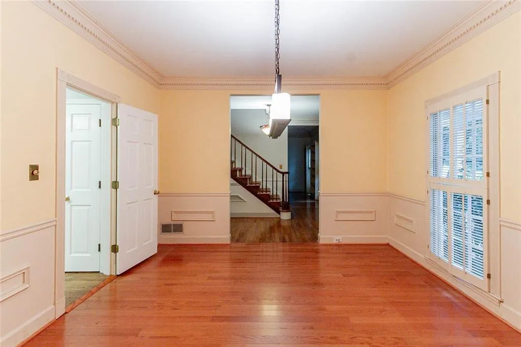 235 Mark Trail, Atlanta, Georgia 30328, 4 Bedrooms Bedrooms, ,2 BathroomsBathrooms,Residential,Sold,235 Mark Trail,7074982