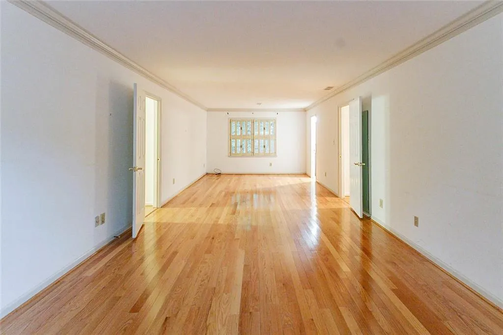 235 Mark Trail, Atlanta, Georgia 30328, 4 Bedrooms Bedrooms, ,2 BathroomsBathrooms,Residential,Sold,235 Mark Trail,7074982