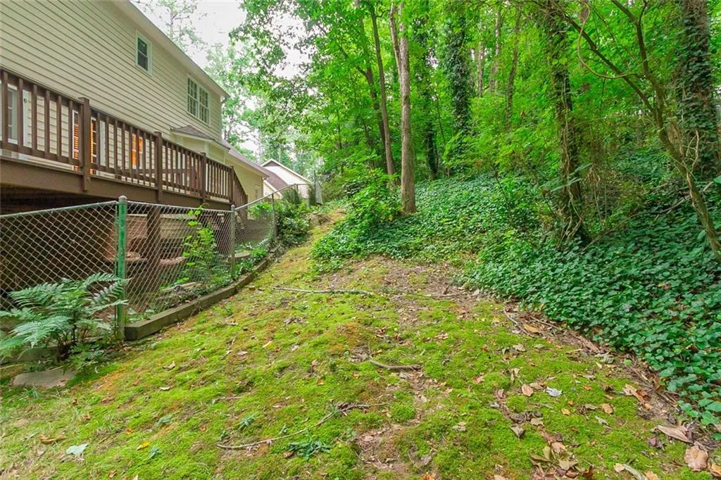 235 Mark Trail, Atlanta, Georgia 30328, 4 Bedrooms Bedrooms, ,2 BathroomsBathrooms,Residential,Sold,235 Mark Trail,7074982