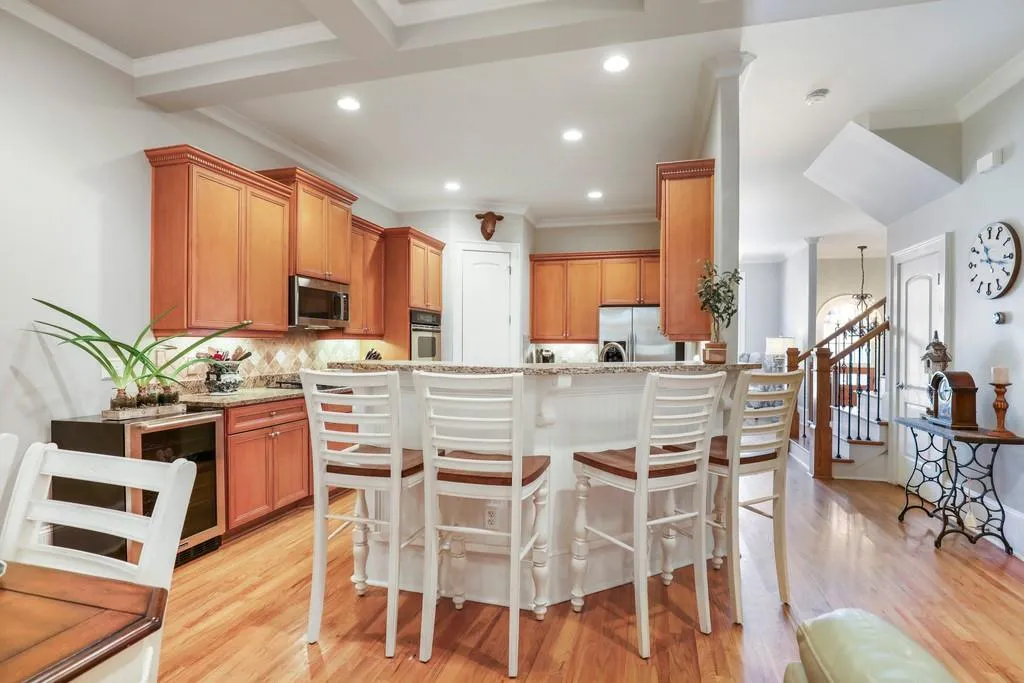 1115 Charles Towne Square, Atlanta, Georgia 30328, 4 Bedrooms Bedrooms, ,3 BathroomsBathrooms,Residential,Sold,1115 Charles Towne Square,6851684