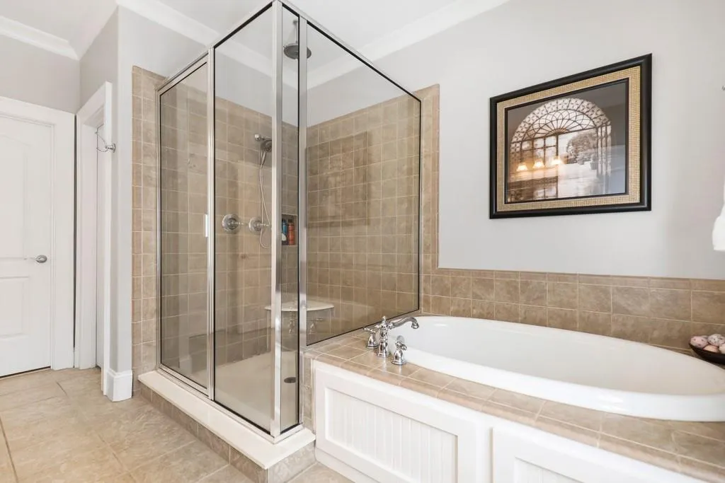 1115 Charles Towne Square, Atlanta, Georgia 30328, 4 Bedrooms Bedrooms, ,3 BathroomsBathrooms,Residential,Sold,1115 Charles Towne Square,6851684