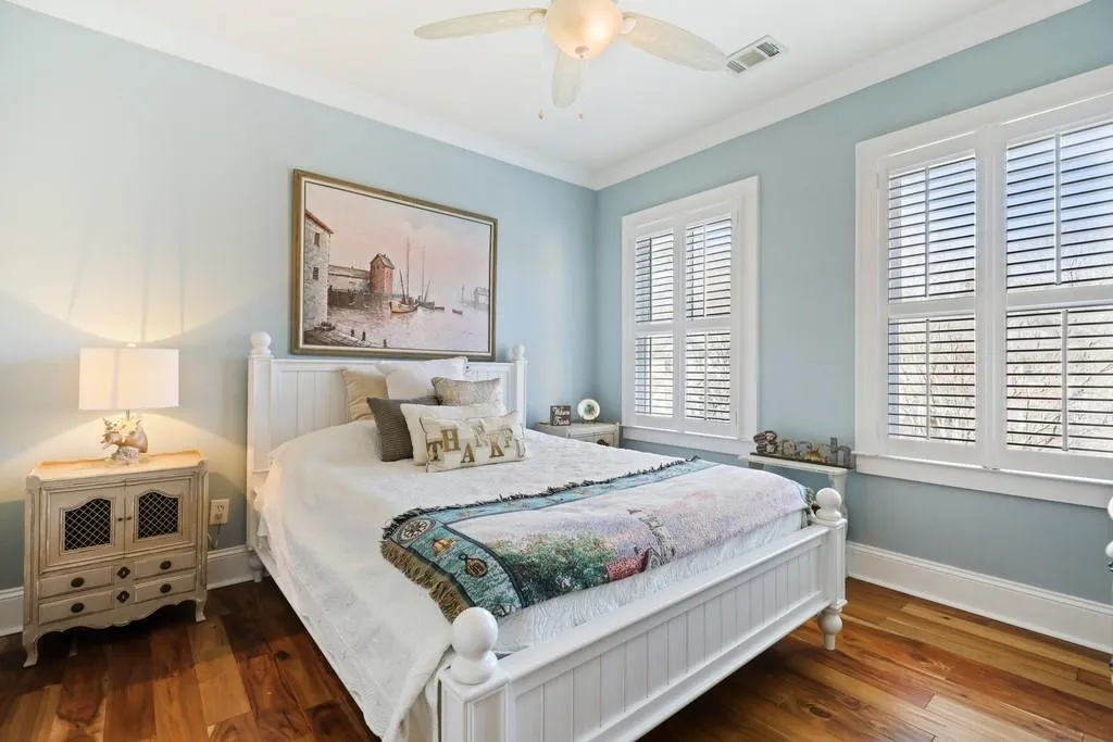 1115 Charles Towne Square, Atlanta, Georgia 30328, 4 Bedrooms Bedrooms, ,3 BathroomsBathrooms,Residential,Sold,1115 Charles Towne Square,6851684