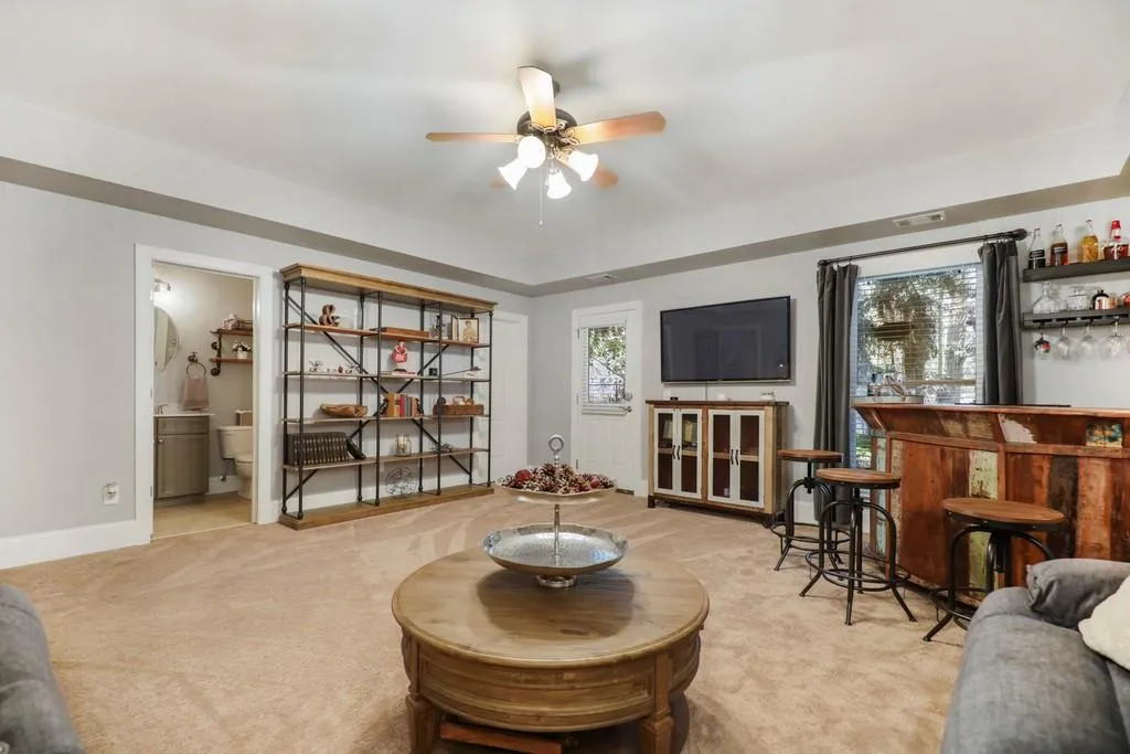 1115 Charles Towne Square, Atlanta, Georgia 30328, 4 Bedrooms Bedrooms, ,3 BathroomsBathrooms,Residential,Sold,1115 Charles Towne Square,6851684