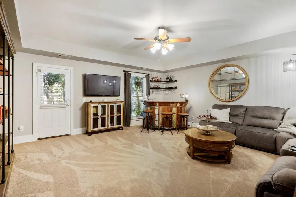 1115 Charles Towne Square, Atlanta, Georgia 30328, 4 Bedrooms Bedrooms, ,3 BathroomsBathrooms,Residential,Sold,1115 Charles Towne Square,6851684