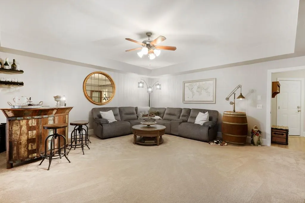 1115 Charles Towne Square, Atlanta, Georgia 30328, 4 Bedrooms Bedrooms, ,3 BathroomsBathrooms,Residential,Sold,1115 Charles Towne Square,6851684