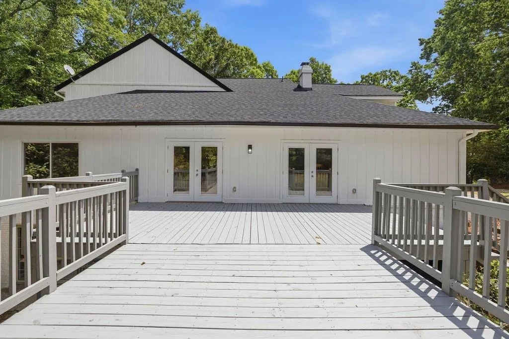Brand New Architectural Shingle Roof