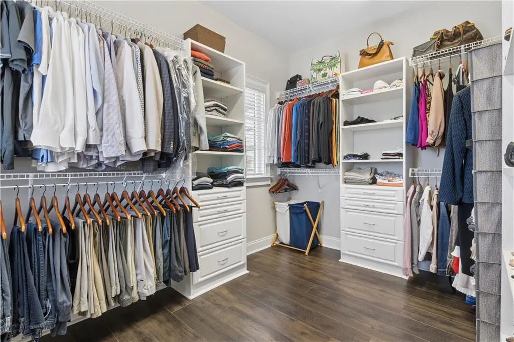 6596 Aria Village Drive, Atlanta, Georgia 30328, 3 Bedrooms Bedrooms, ,3 BathroomsBathrooms,Residential,For Sale,6596 Aria Village Drive,7753068