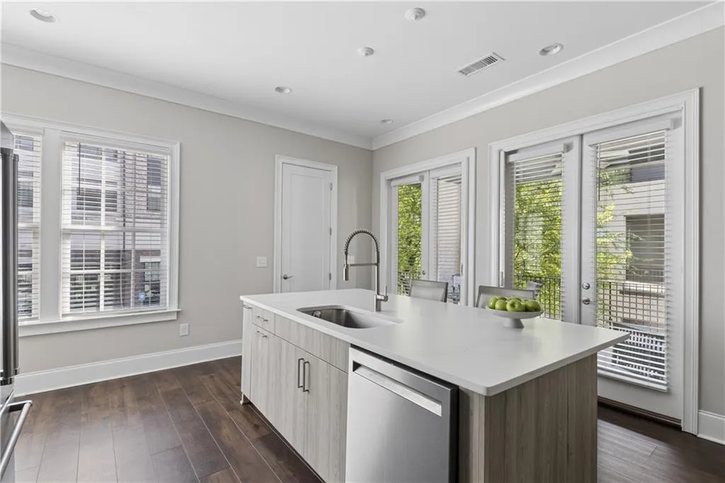 6596 Aria Village Drive, Atlanta, Georgia 30328, 3 Bedrooms Bedrooms, ,3 BathroomsBathrooms,Residential,For Sale,6596 Aria Village Drive,7753068