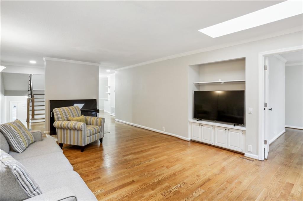 Great room with built ins.