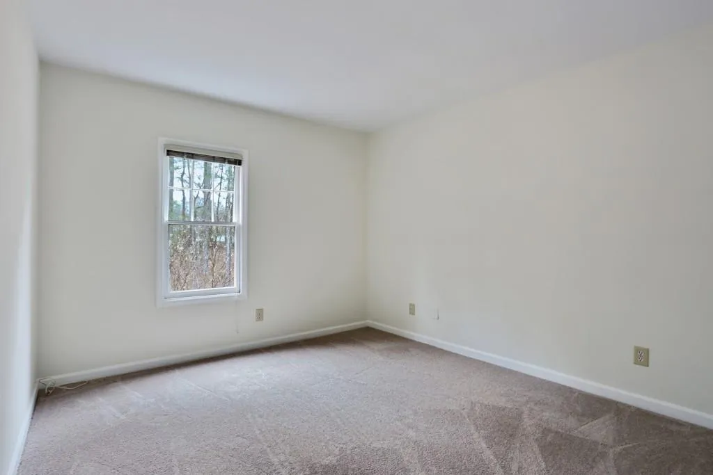 32 Huntington Place Drive, Sandy Springs, Georgia 30350, 3 Bedrooms Bedrooms, ,2 BathroomsBathrooms,Residential,Sold,32 Huntington Place Drive,5793864