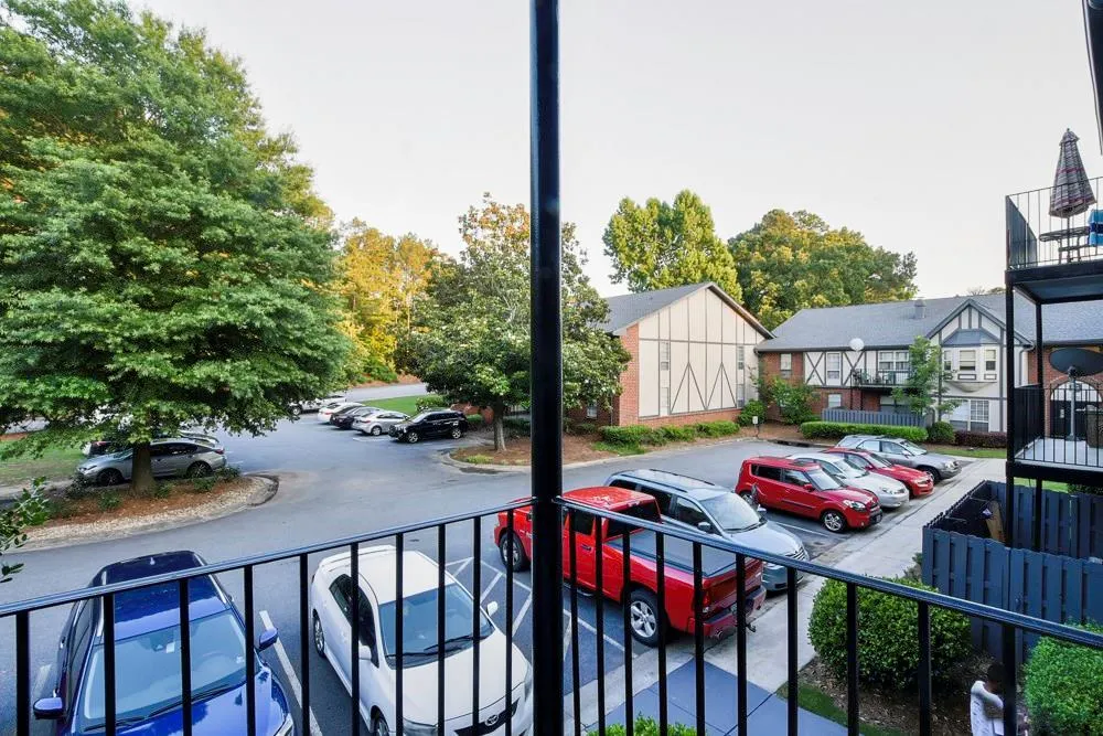 6851 Roswell Road Unit F6, Atlanta, Georgia 30328, 2 Bedrooms Bedrooms, ,2 BathroomsBathrooms,Residential,Sold,6851 Roswell Road Unit F6,6027585 6851 Roswell Road Unit F6, Atlanta, Georgia 30328, 2 Bedrooms Bedrooms, ,2 BathroomsBathrooms,Residential,Sold,6851 Roswell Road Unit F6,6027585