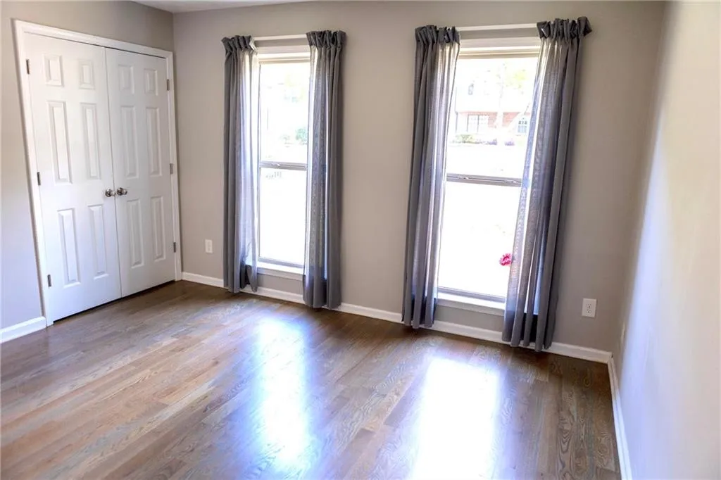 235 Winding River Drive Unit F, Sandy Springs, Georgia 30350, 2 Bedrooms Bedrooms, ,1 BathroomBathrooms,Residential,Sold,235 Winding River Drive Unit F,7110430