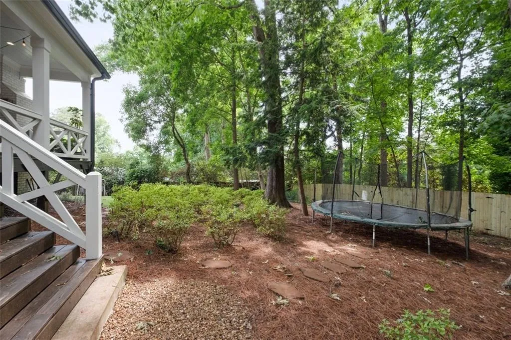 4800 Huntley Drive, Atlanta, Georgia 30342, 5 Bedrooms Bedrooms, ,5 BathroomsBathrooms,Residential,Sold,4800 Huntley Drive,7065265