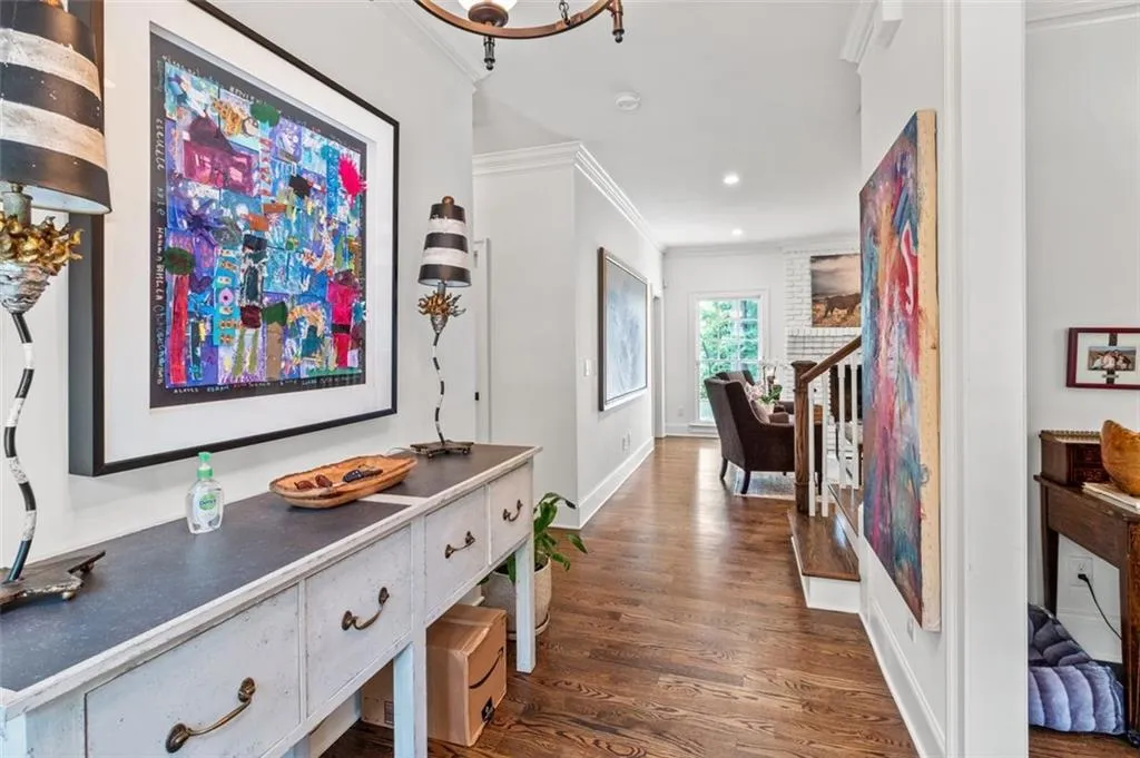 4800 Huntley Drive, Atlanta, Georgia 30342, 5 Bedrooms Bedrooms, ,5 BathroomsBathrooms,Residential,Sold,4800 Huntley Drive,7065265