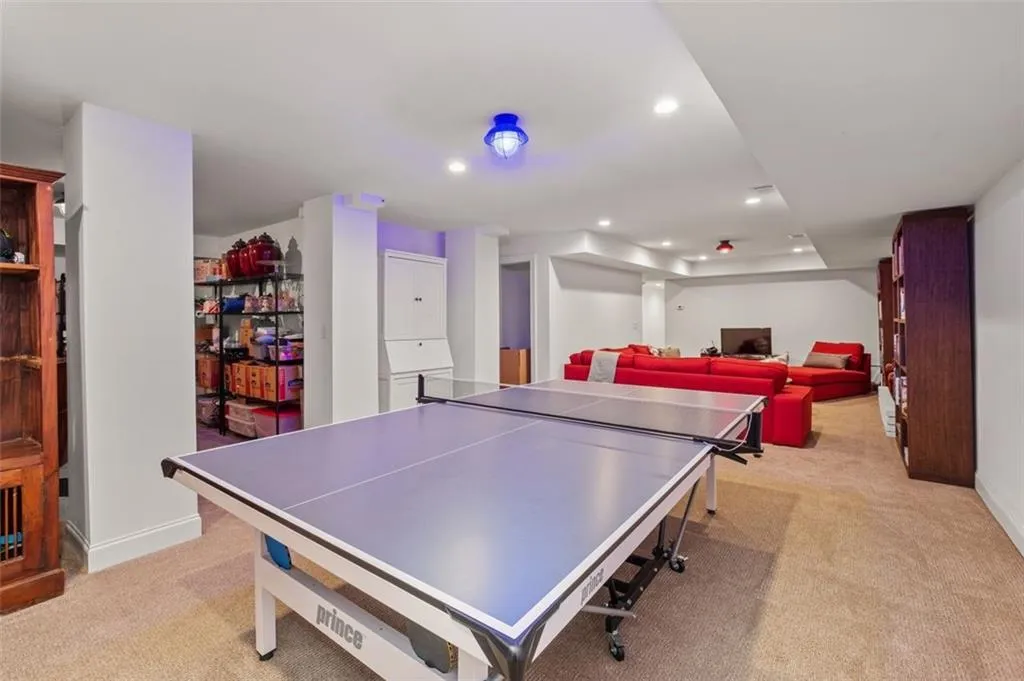 4800 Huntley Drive, Atlanta, Georgia 30342, 5 Bedrooms Bedrooms, ,5 BathroomsBathrooms,Residential,Sold,4800 Huntley Drive,7065265