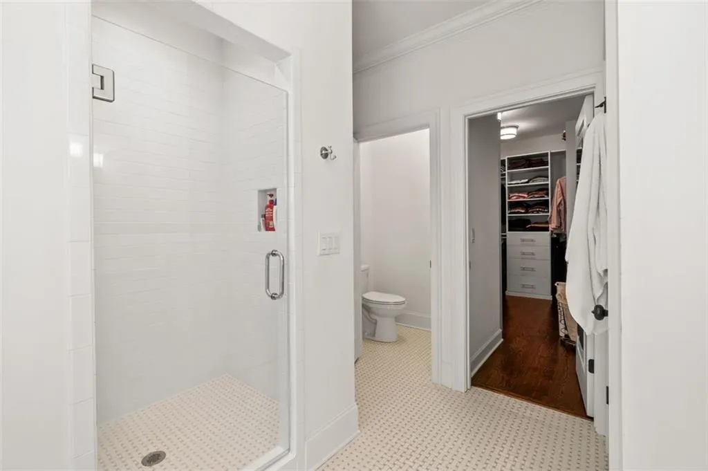 4800 Huntley Drive, Atlanta, Georgia 30342, 5 Bedrooms Bedrooms, ,5 BathroomsBathrooms,Residential,Sold,4800 Huntley Drive,7065265