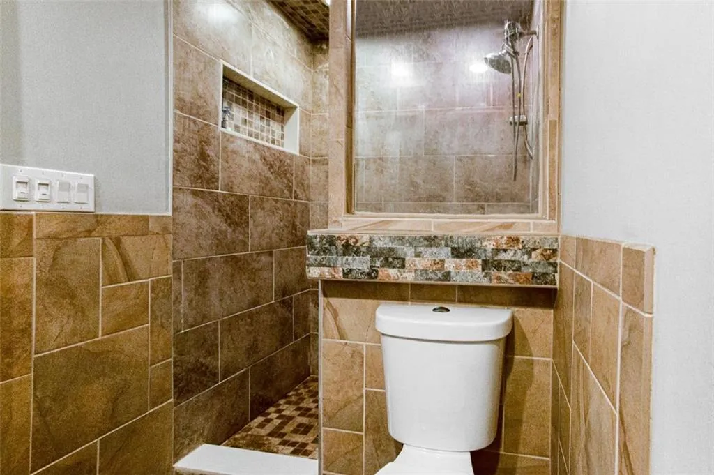 1609 Vicksburg, Atlanta, Georgia 30350, 2 Bedrooms Bedrooms, ,2 BathroomsBathrooms,Residential,For Sale,1609 Vicksburg,7434337