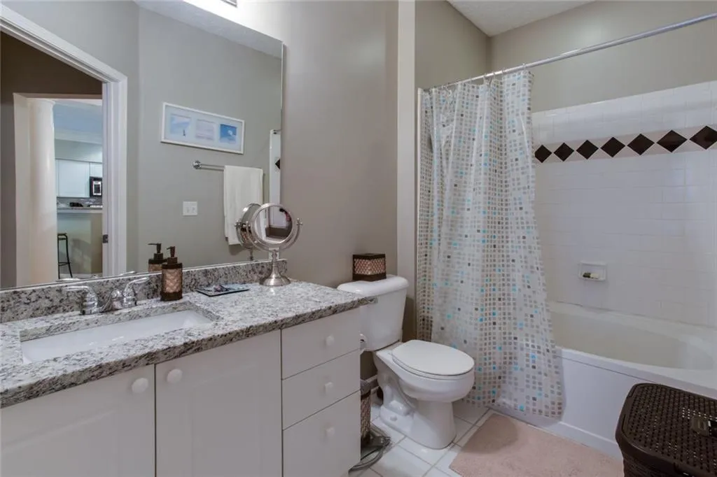 5559 Glenridge Drive Unit 2404, Atlanta, Georgia 30342, 1 Bedroom Bedrooms, ,1 BathroomBathrooms,Residential,Sold,5559 Glenridge Drive Unit 2404,5694125
