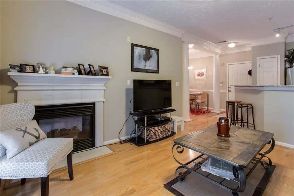 5559 Glenridge Drive Unit 2404, Atlanta, Georgia 30342, 1 Bedroom Bedrooms, ,1 BathroomBathrooms,Residential,Sold,5559 Glenridge Drive Unit 2404,5694125