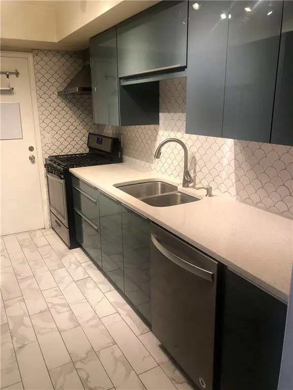 6851 Roswell Road Unit A6, Atlanta, Georgia 30328, 2 Bedrooms Bedrooms, ,2 BathroomsBathrooms,Residential,Sold,6851 Roswell Road Unit A6,6848688