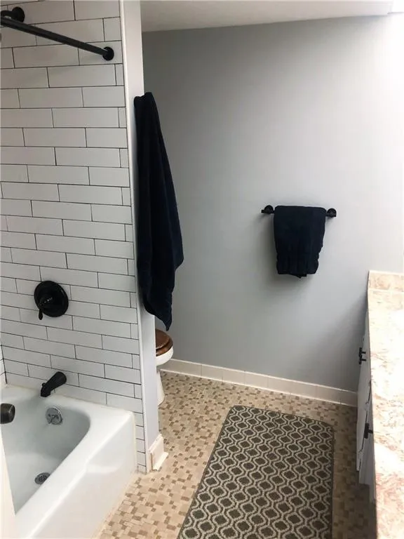 6851 Roswell Road Unit A6, Atlanta, Georgia 30328, 2 Bedrooms Bedrooms, ,2 BathroomsBathrooms,Residential,Sold,6851 Roswell Road Unit A6,6848688