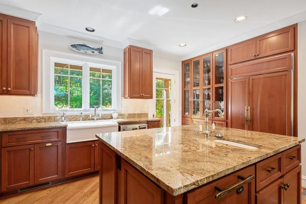 130 Habersham Waters Court, Atlanta, Georgia 30350, 4 Bedrooms Bedrooms, ,3 BathroomsBathrooms,Residential,Sold,130 Habersham Waters Court,6690535