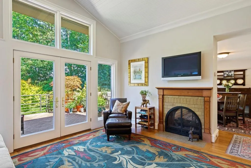 130 Habersham Waters Court, Atlanta, Georgia 30350, 4 Bedrooms Bedrooms, ,3 BathroomsBathrooms,Residential,Sold,130 Habersham Waters Court,6690535