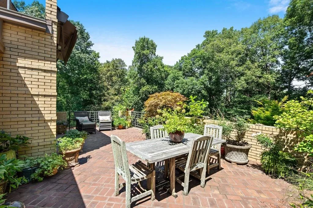 130 Habersham Waters Court, Atlanta, Georgia 30350, 4 Bedrooms Bedrooms, ,3 BathroomsBathrooms,Residential,Sold,130 Habersham Waters Court,6690535