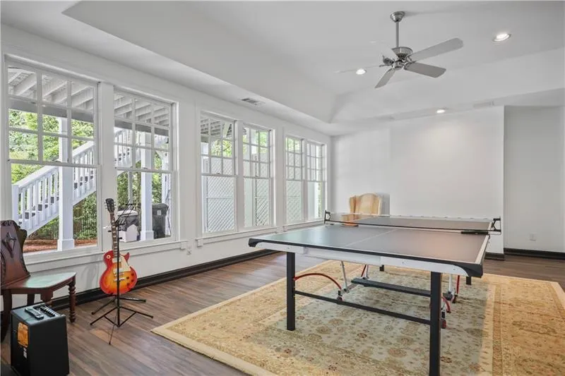 Atlanta, Georgia 30342, 5 Bedrooms Bedrooms, ,6 BathroomsBathrooms,Residential,For Sale,7598581